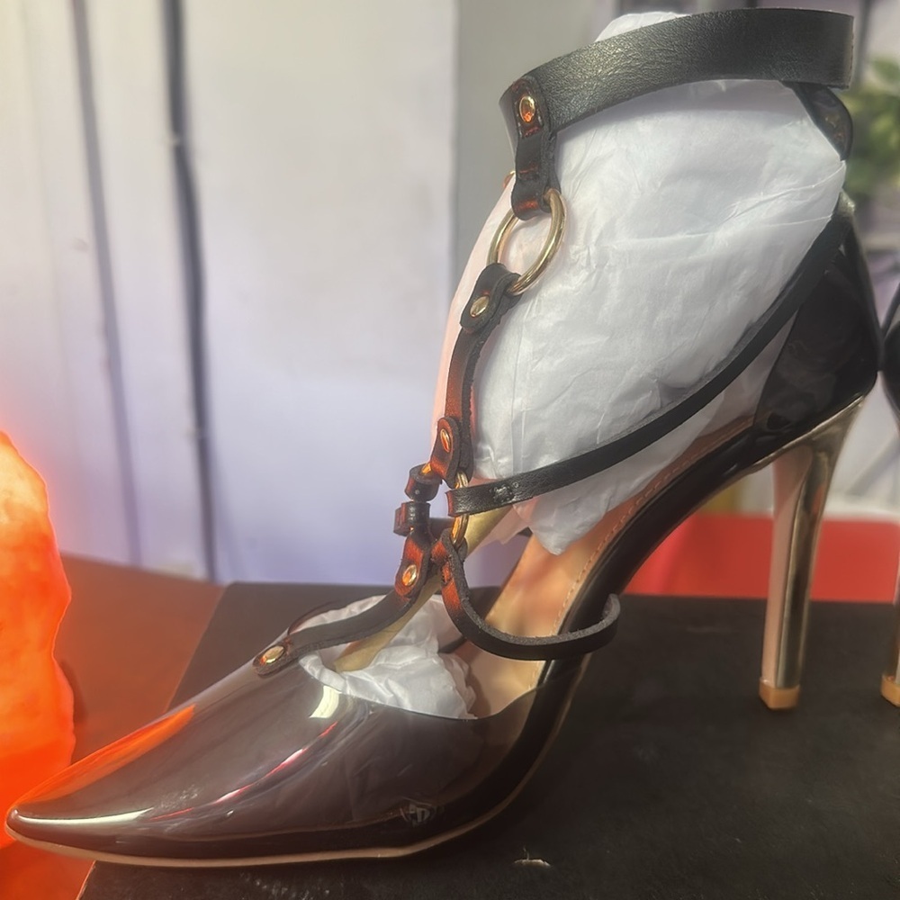 Shoedazzle - HINDLEY HEELED SANDAL - Picture 2 of 9